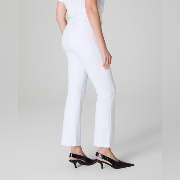 SPANXshape™ EveryWear Kick Flare White Jeans Size Large - Picture 2 of 11